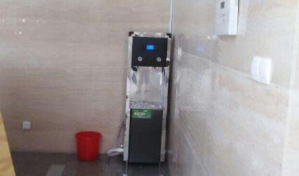 美的商用直飲機